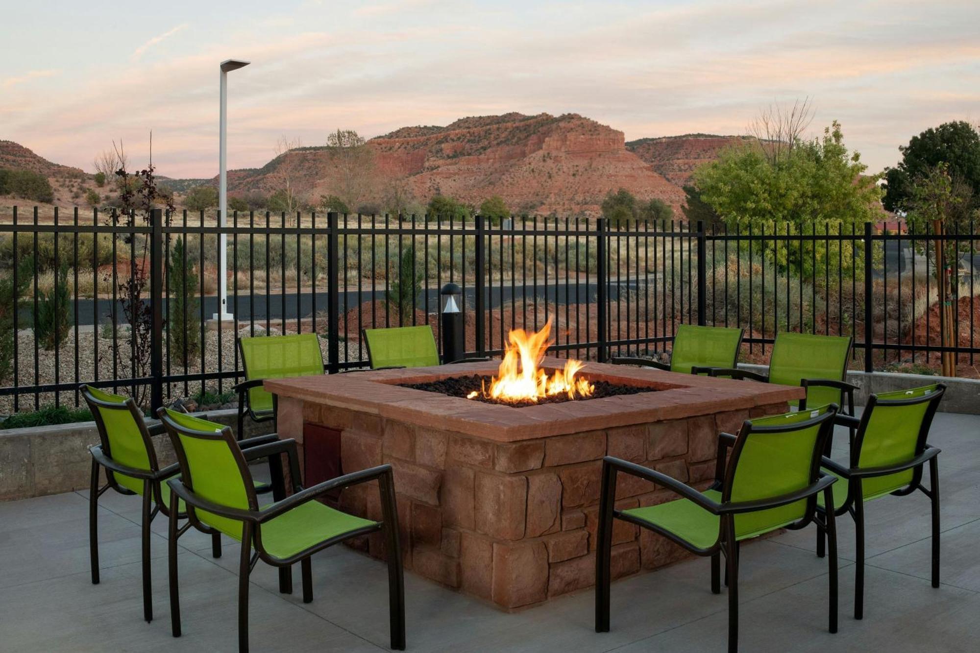 Springhill Suites By Marriott Kanab Esterno foto