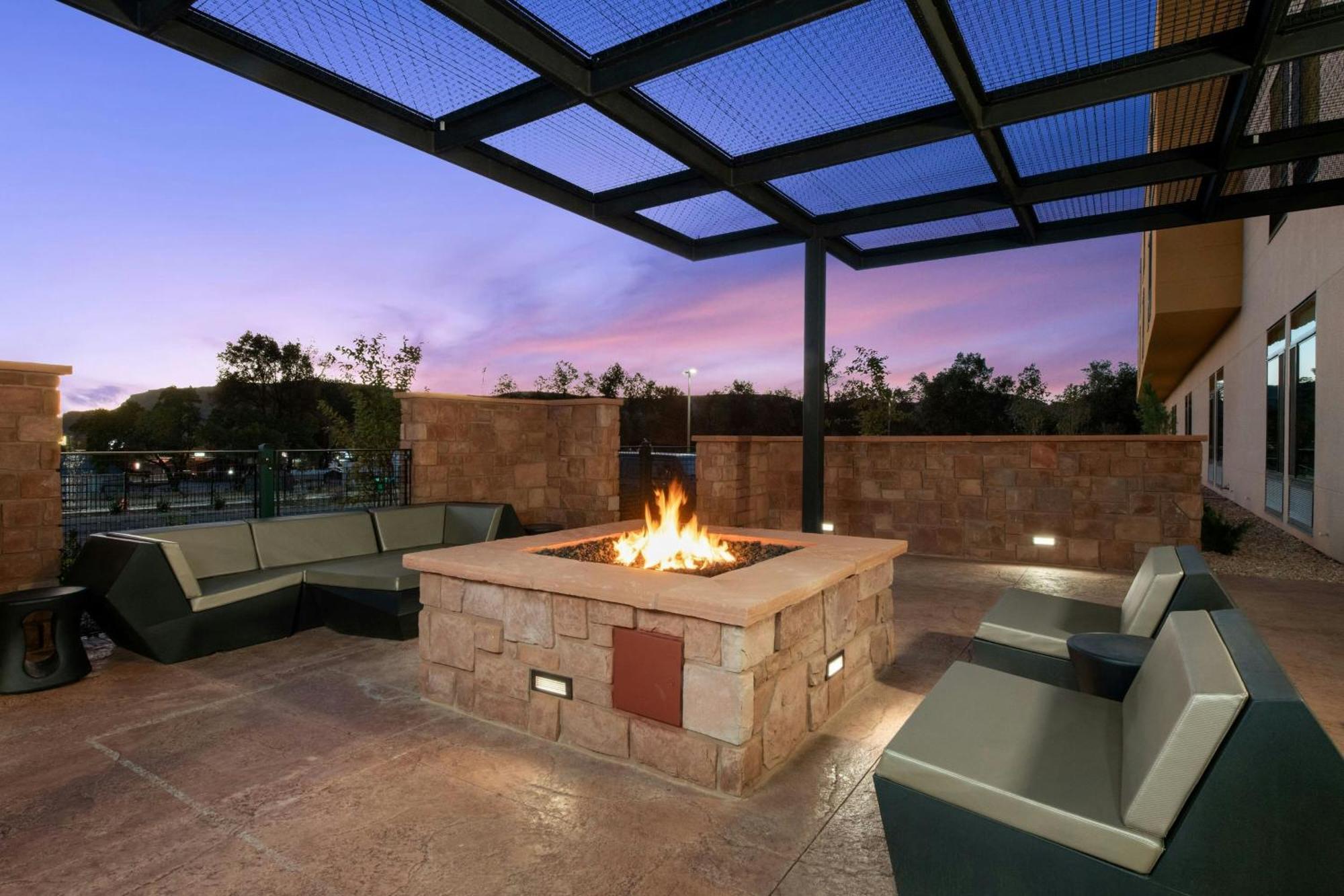 Springhill Suites By Marriott Kanab Esterno foto